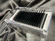 Load image into Gallery viewer, .05 Mixed Volume Lash Trays
